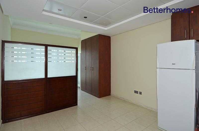 2 Lake View | with Balcony | Unfurnished|White Goods