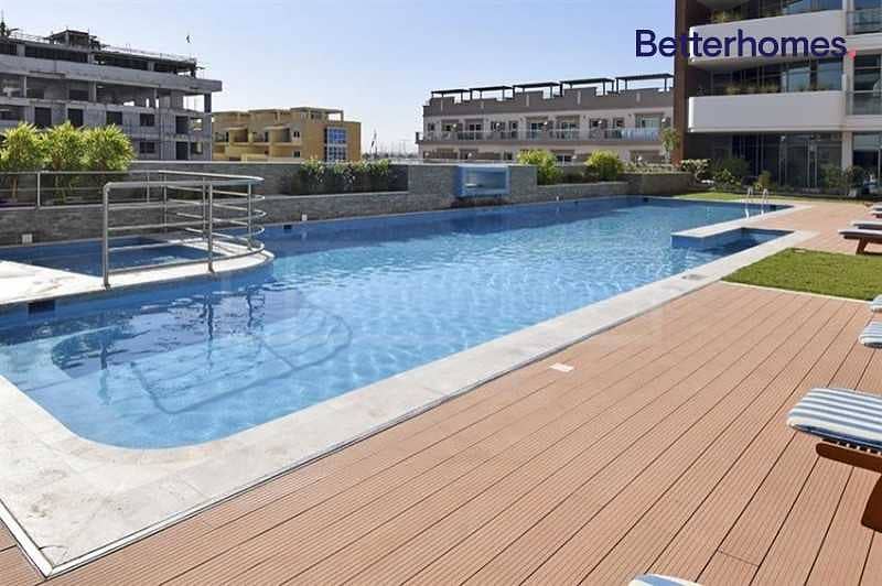 Vacant | Large Balcony | Pool view |Fitted Kitchen Vacant | Large Balcony | Pool view |Fitted Kitchen