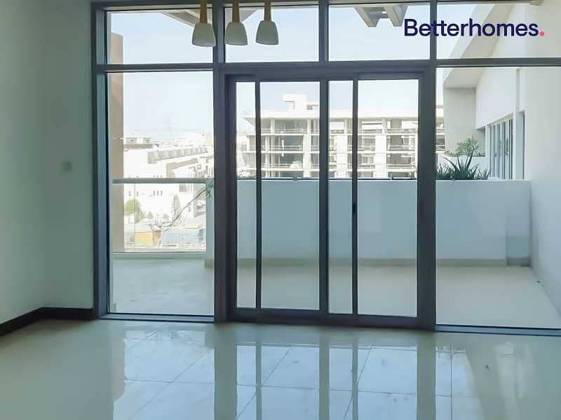 5 Vacant | Large Balcony | Pool view |Fitted Kitchen