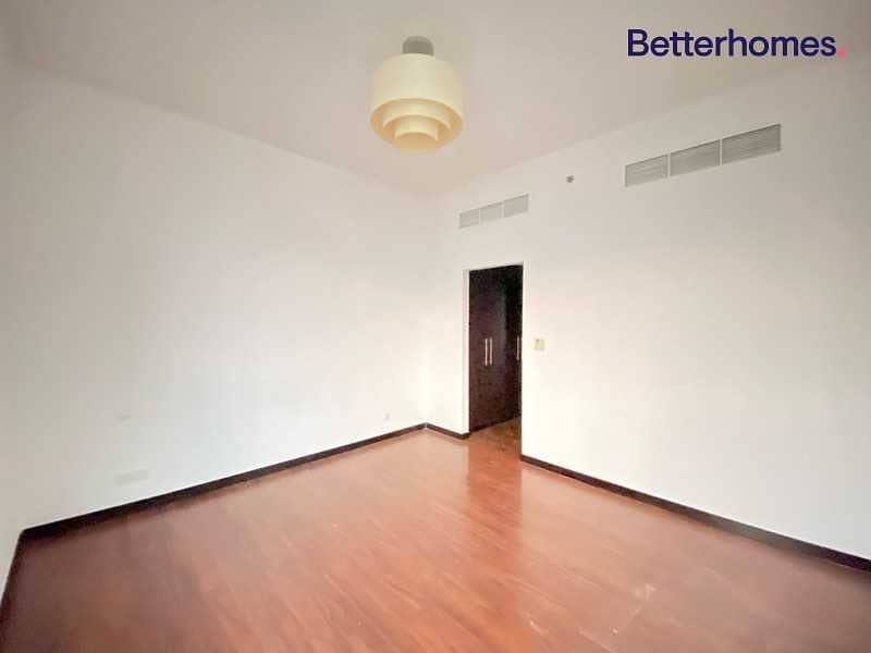 4 Well Maintained | Opposite Metro | Huge Layout