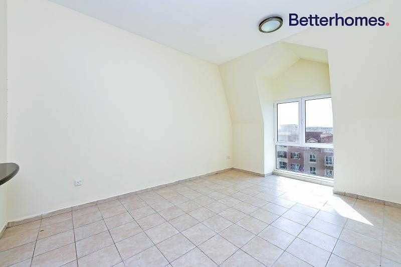 Well Maintained | Unfurnished | Close to Metro