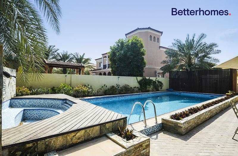 16 Executive Lifestyle | Upgraded | Water Features