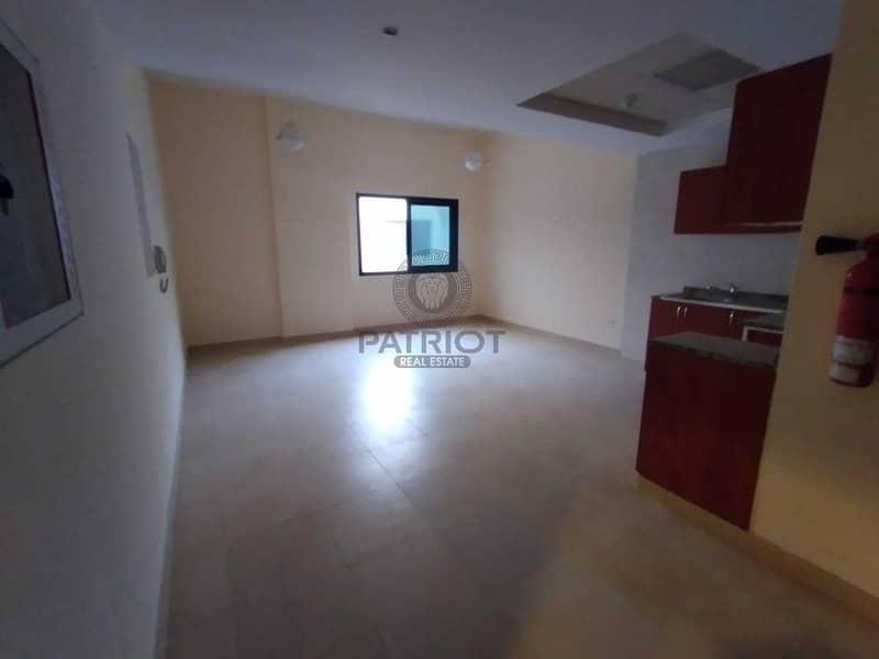 2 Damascus St ( Huge Studio l one month free l  Affordable price