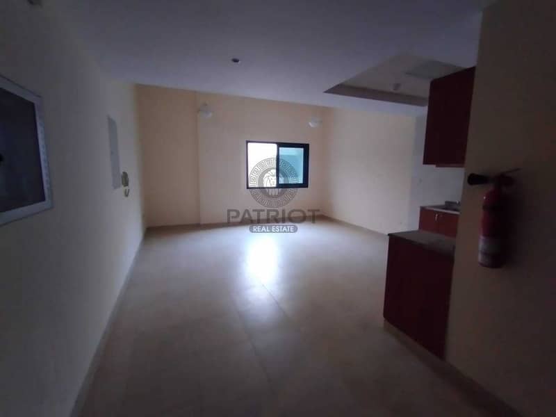 3 Damascus St ( Huge Studio l one month free l  Affordable price