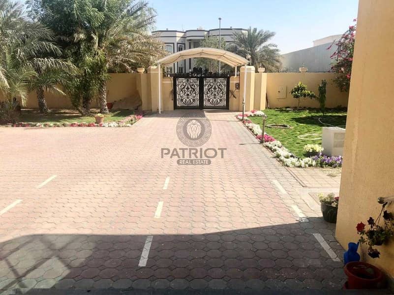 18 Fabulous Ready To Move  6-BR In Al Barsha