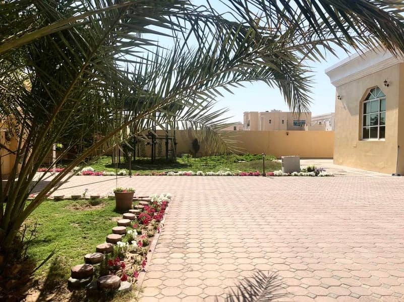 19 Fabulous Ready To Move  6-BR In Al Barsha