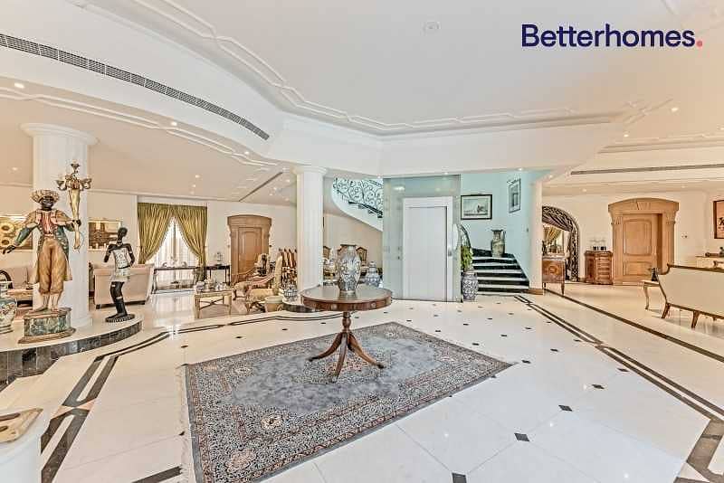 2 Only GCC | 5 Bedrooms | Contemporary