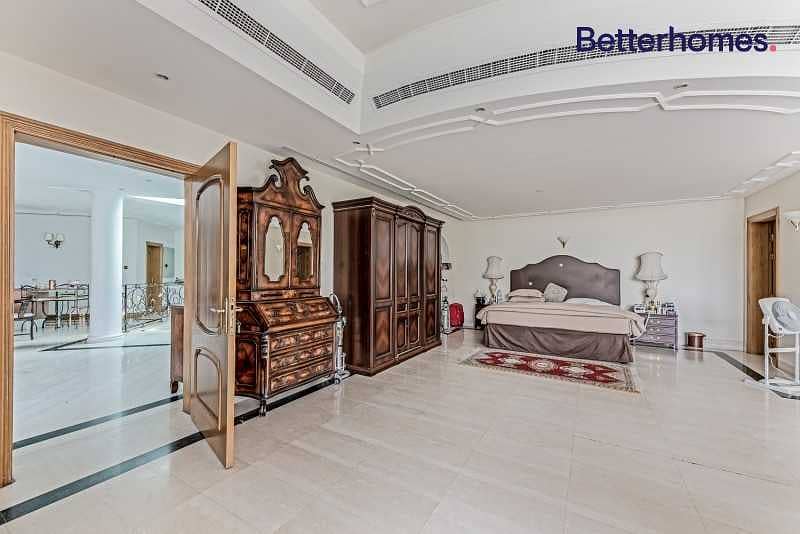 3 Only GCC | 5 Bedrooms | Contemporary