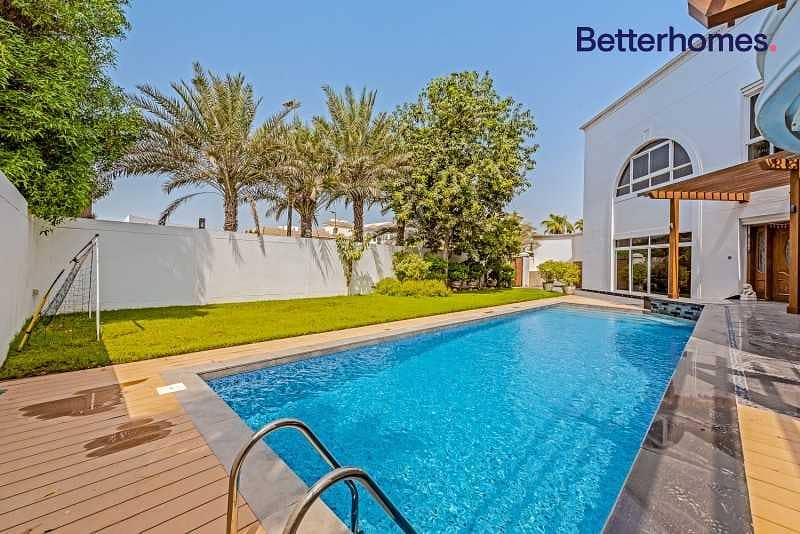 15 Only GCC | 5 Bedrooms | Contemporary