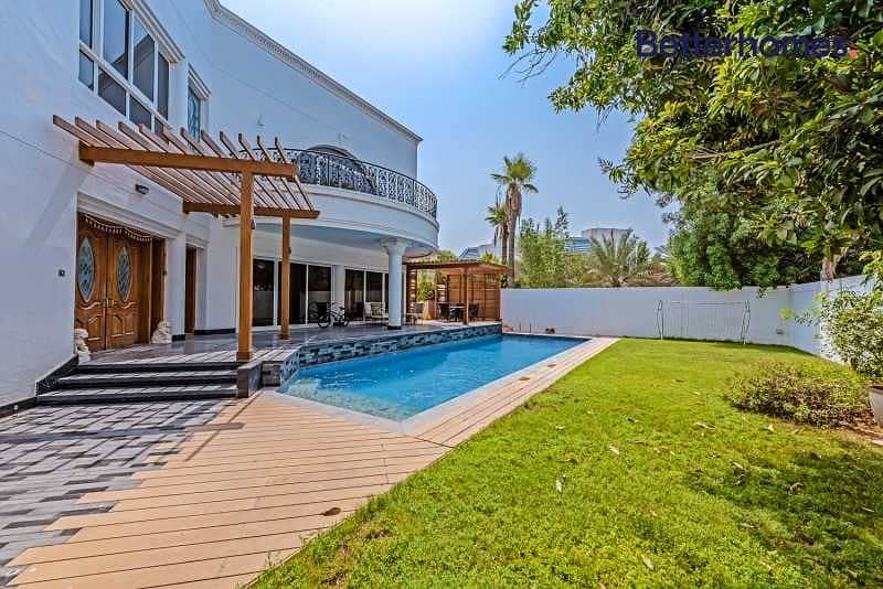 16 Only GCC | 5 Bedrooms | Contemporary