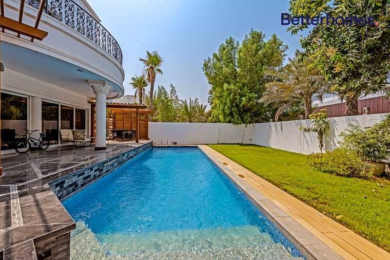 17 Only GCC | 5 Bedrooms | Contemporary