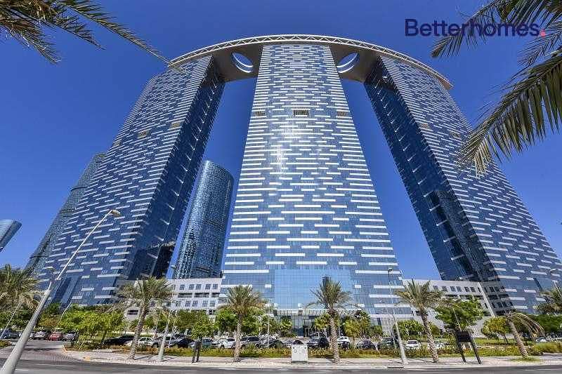 10 Spacious one Bed with Sea View in Gate Tower