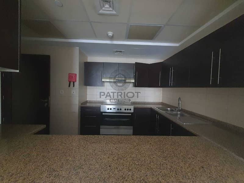 7 Lovely Bright Apartment | SZR and Marina View | Well Maintained | Chiller with Dewa