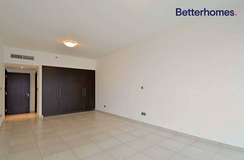 3 Fully Furnished|Balcony |Lake View |Close to Metro