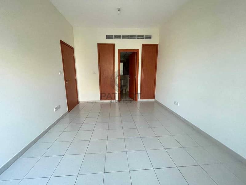 WELL MAINTAINED| BRIGHT APARTMENT|READY TO MOVE IN|