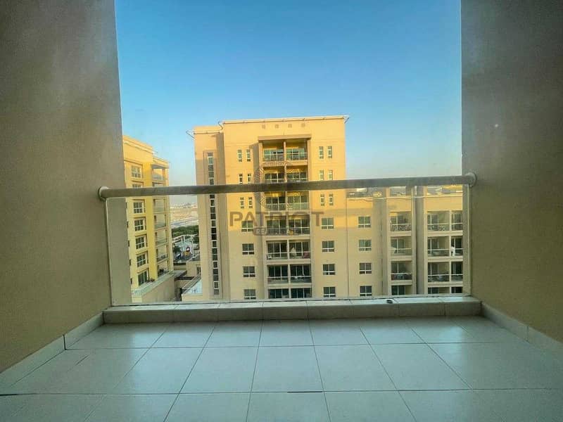 6 WELL MAINTAINED| BRIGHT APARTMENT|READY TO MOVE IN|