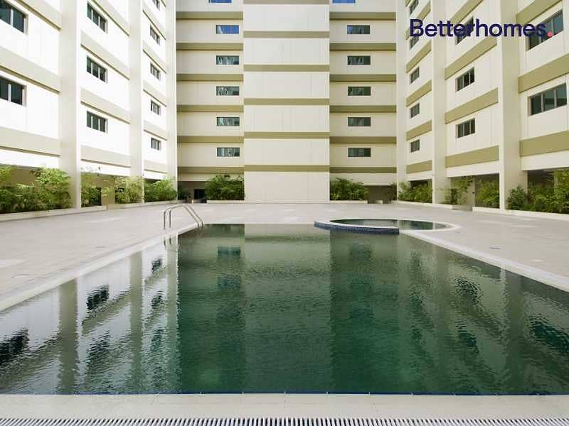 13 Very Spacious 2 BR Apartment in Silicon Oasis