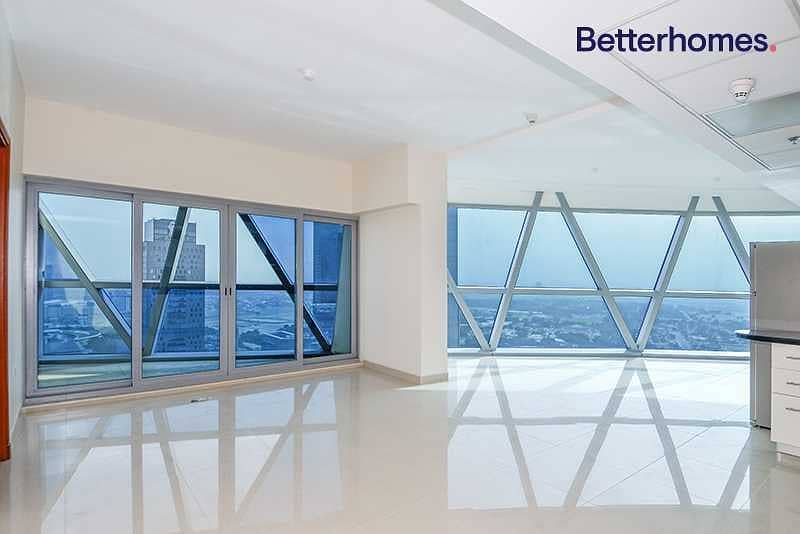Bright & Spacious | Vacant | Medium Floor Bright & Spacious | Vacant | Medium Floor