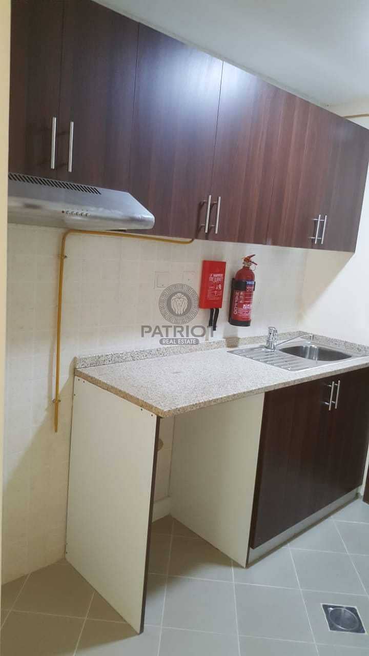 3 Best Deal| Spacious 1 Bed with Semi Closed Kitchen & Balcony