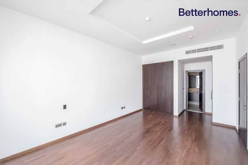 6 High floor | Two parkings | Best unit available