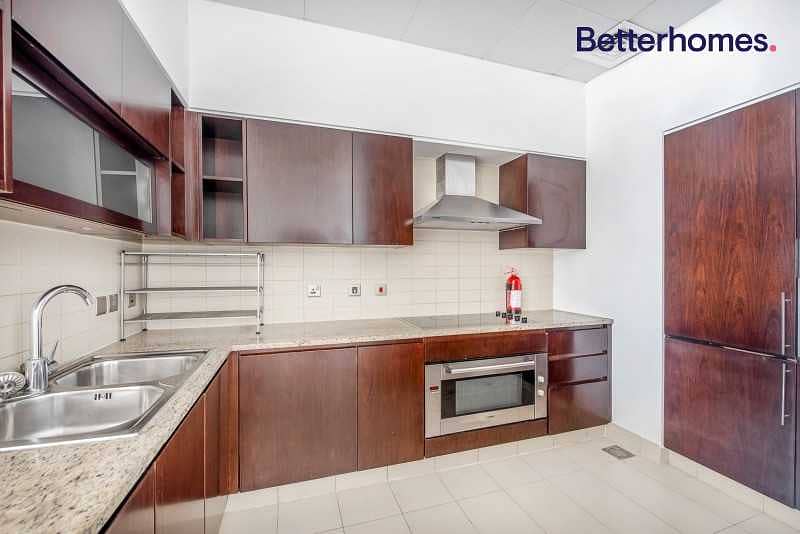 9 High floor | Two parkings | Best unit available