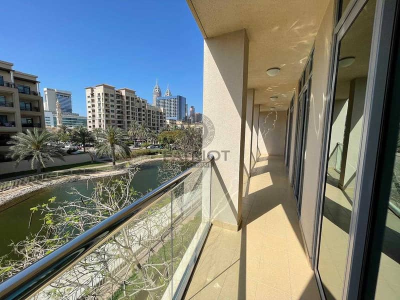 2 Spacious 2 Bedroom | Full Canal View | Hot Deal !!