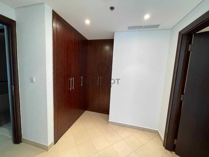 9 Spacious 2 Bedroom | Full Canal View | Hot Deal !!