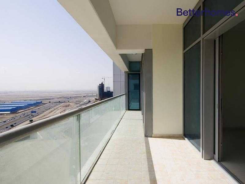 Bright and Spacious unit with Balcony