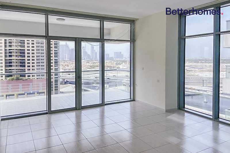 2 Bright and Spacious unit with Balcony