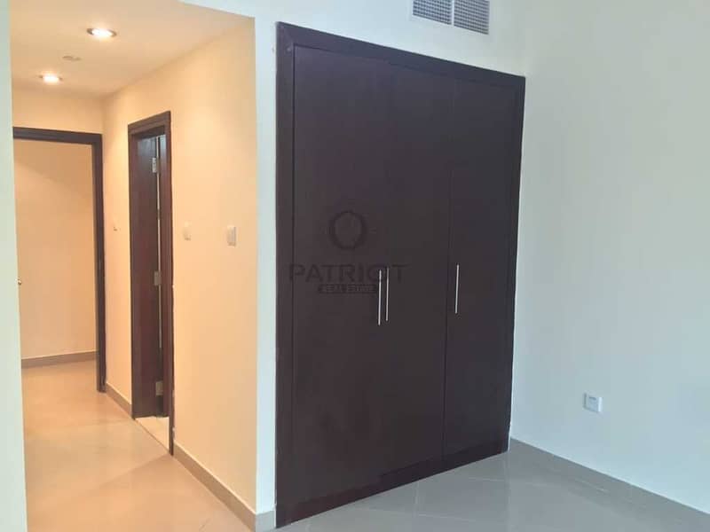 10 NICE AND BRIGHT TWO BEDROOM APARTMENT IN ICON 2 AVAILBLE FOR RENT