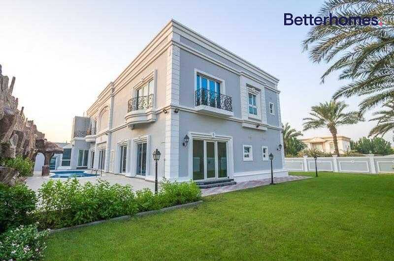 19 GCC Luxury Home |Upgraded |Corner villa