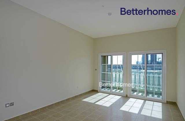 19 Corner Unit | 2bed plus maids | Vacant on Transfer