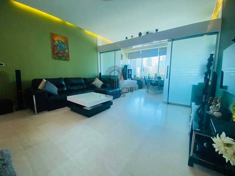 9 Lavish And Spacious Unit | Prime Location | SZR view | Well Maintained