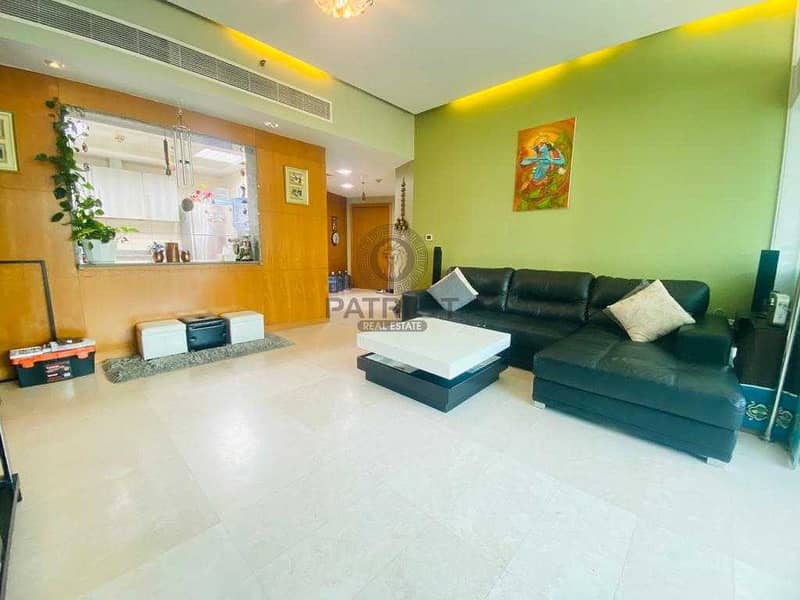 11 Lavish And Spacious Unit | Prime Location | SZR view | Well Maintained