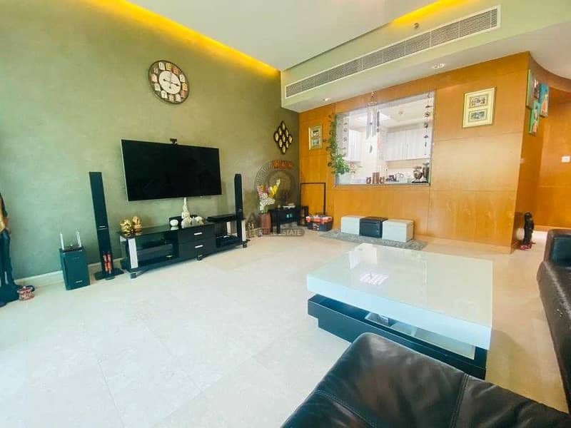12 Lavish And Spacious Unit | Prime Location | SZR view | Well Maintained
