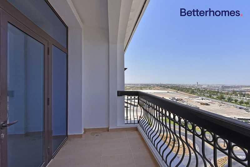 9 Bright and Spacious |1BR Ansam | Community view