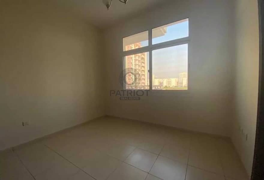 13 Amazing 2 Bedroom at Farah tower 1 for500