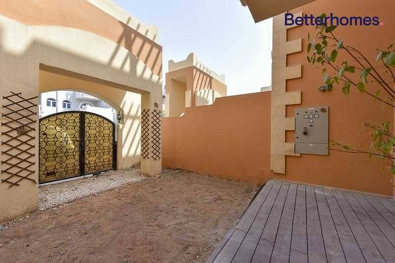 12 4 Bed Townhouse | Vacating Date 9th July