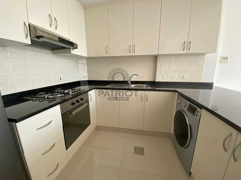 2 Attractive 1 BR With Balcony | Pool and Gym | Jumeirah 1