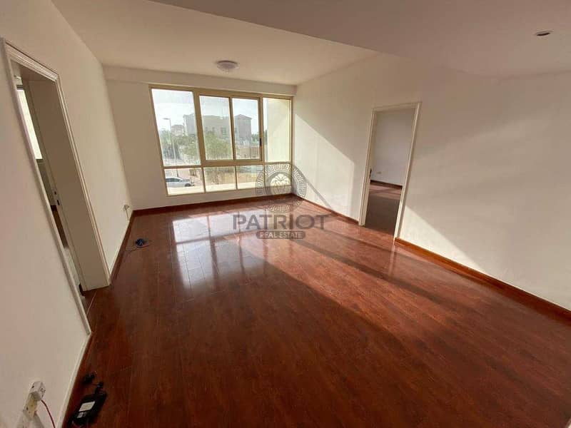 7 SUPER CLEAN 5BR MAIDS SEMI DETACHED VILLA NEAR BOX PARK IN JUMEIRAH 2