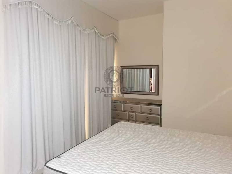 12 Hot Deal 2 Bedroom apartment available in Dubai gate 2 in JLT close to metro.