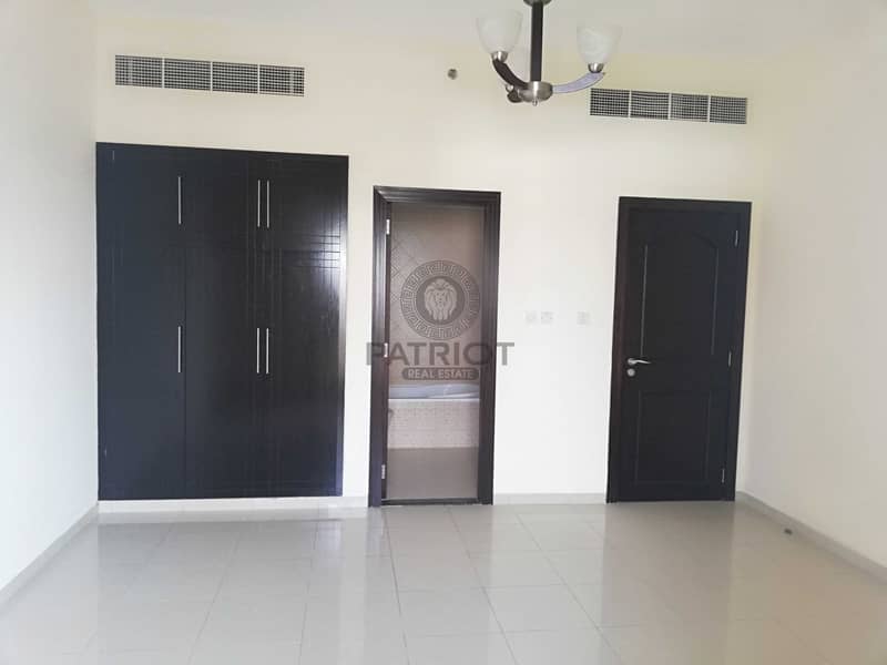 3 Bright 2bhk Apartment With Both Master Bedrooms Available Now