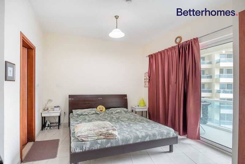 7 Upgraded 2 Bedroom | Lake View | 2 Parking