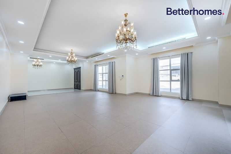 2 6 Beds | Warqaa 4 | Great Location | Great Layout