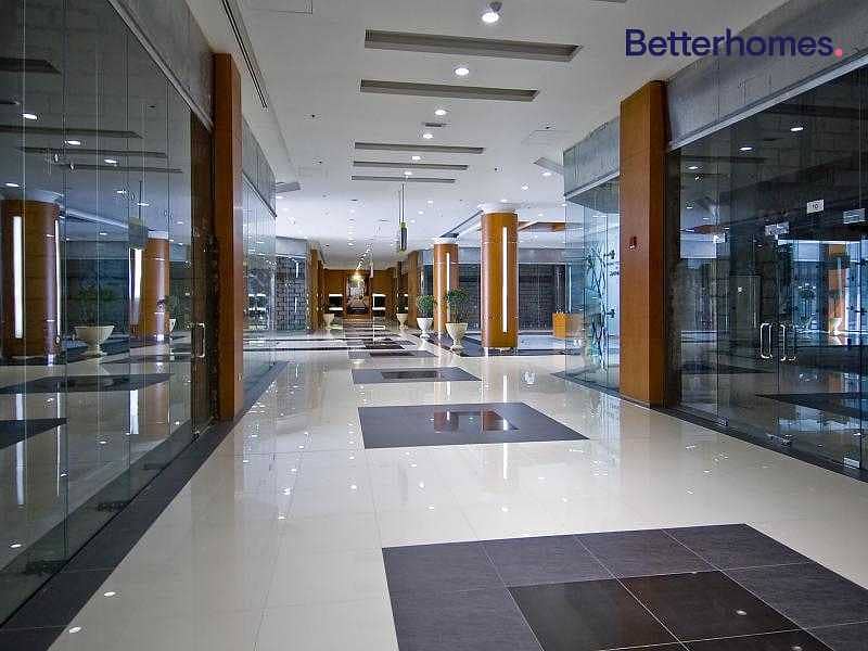 8 Upcoming | Managed 1BR in Park Tower | DIFC