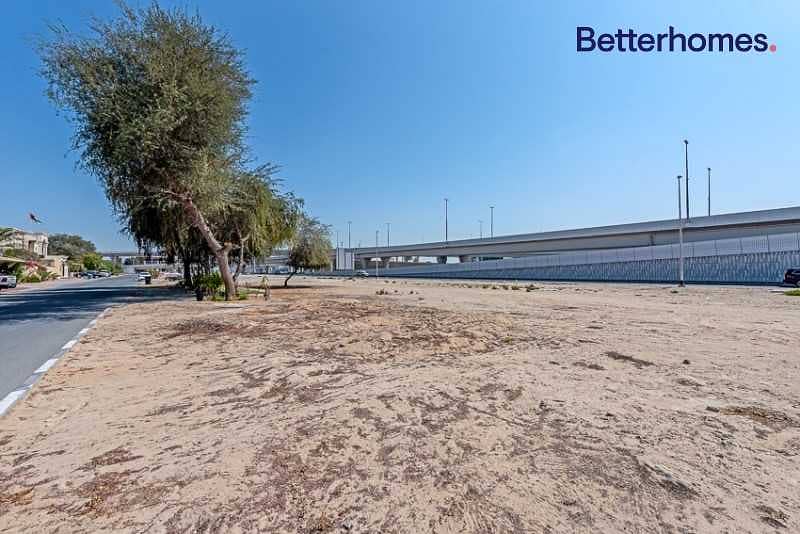 8 Unique plot Direct on Sheikh Zayed Road