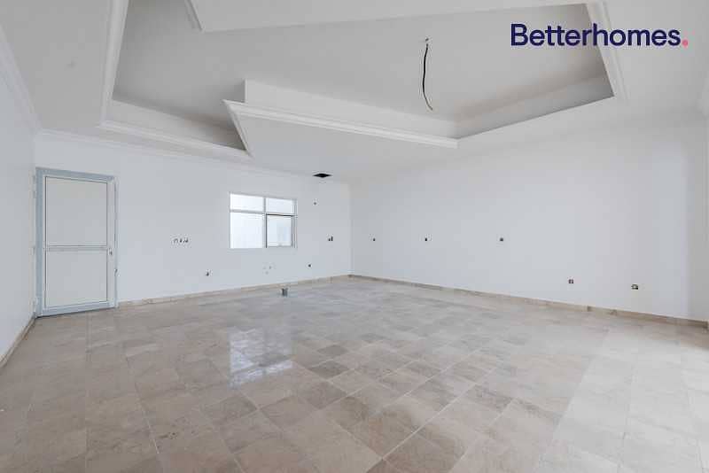 4 On Two Roads & Sikka | Brand New | 6 Beds | Modern