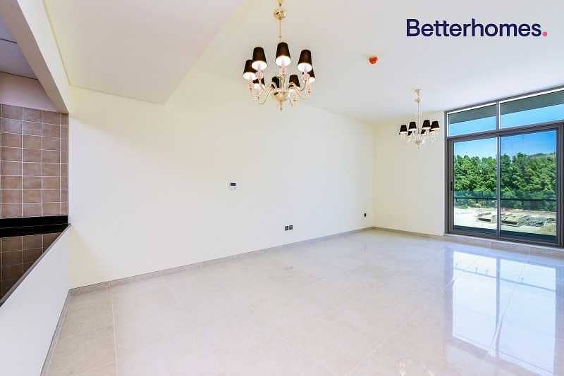 Spacious Balcony | Large Layout | 5% Net ROI