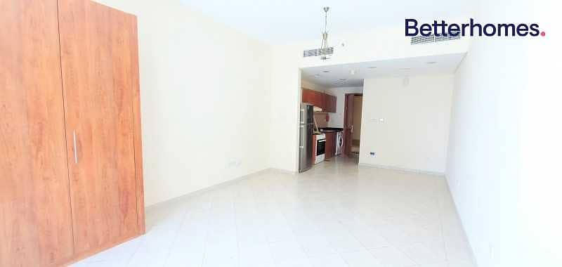 Spacious Studio | Higher Floor | Kitchen Appliances