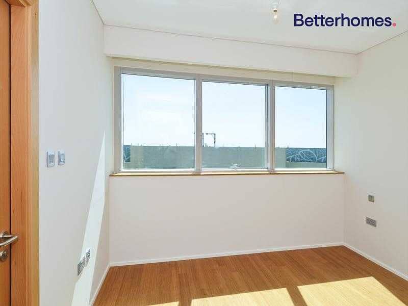 6 Sea View |High Floor| Tenant Occupied| Big Layout